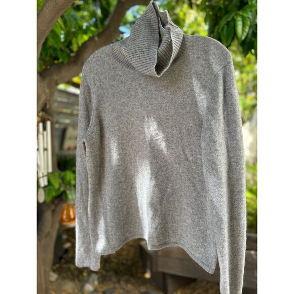 Peck & Peck Light Grey 100% Cashmere Long sleeve Turtleneck Sweater Size XL - Picture 4 of 5